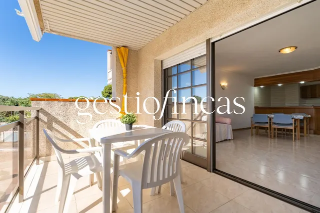¡Vive junto al mar en una de las zonas más privilegiadas de Cambrils! Piso con terraza y parking a pocos pasos de la playa de la Llosa en Cambrils — 23