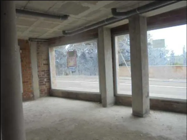 Local comercial 198m² en venta - La fabrica 2 — 7