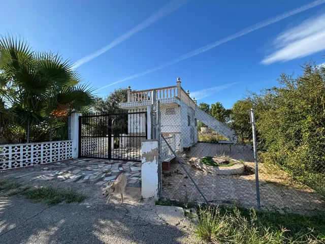 Casa rústica independiente con terreno en Benivaire (Carcaix