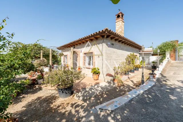 Casa en venta en Partida Freixe, Riudoms. — 32