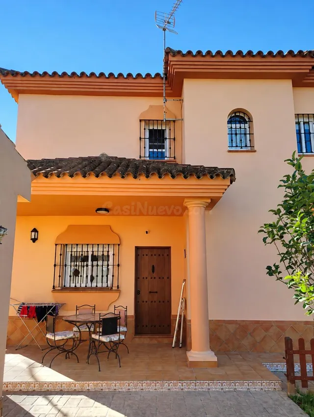 CHALET INDEPENDIENTE URBANO Y URBANIZADO 100%