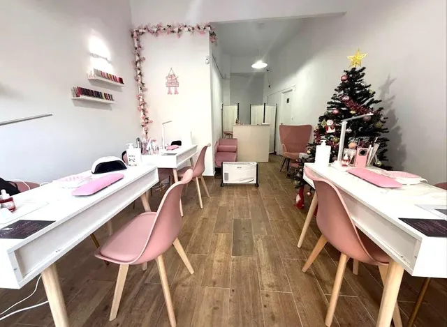 Traspaso de Salón de Uñas en funcionamiento — 6