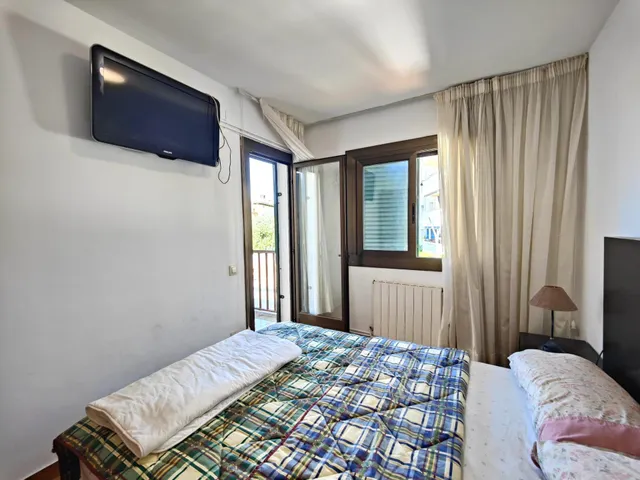 Casa adosada en Calafell de 3 habitaciones y gran jardín cerca del tren — 23