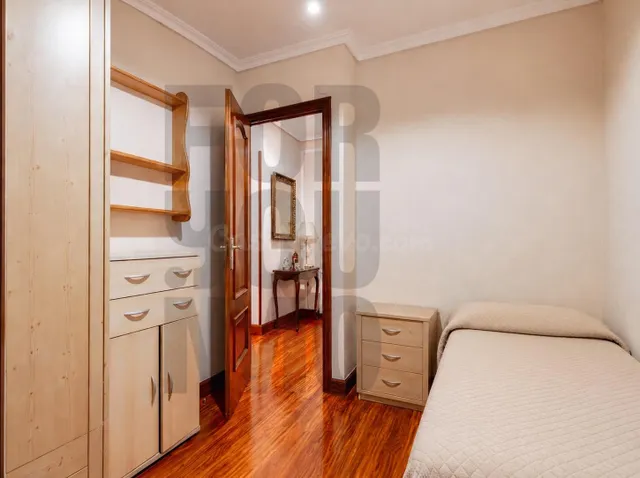 Casi 100 m2 y cuatro habitaciones en los primeros números de Zabaleta. Casi nada. — 30