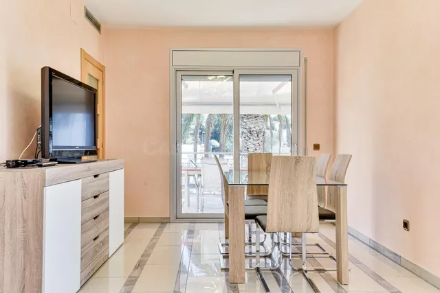 Espectacular Villa con Vistas al Mar en Lloret de Mar, zona  - foto 3