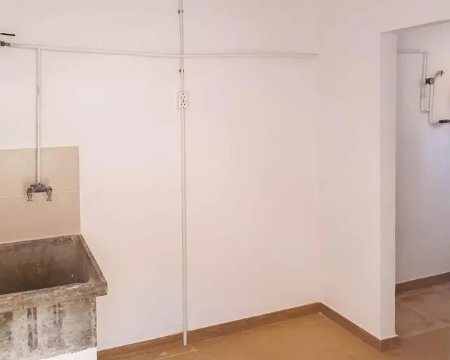 VIVIENDA EN VENTA, CTRA DE BARCELONA EN SABADELL PARA INVERSION — 10