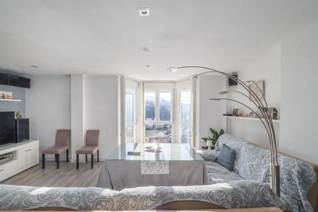 Amplísima casa en Güejar Sierra con espectaculares vistas — 9