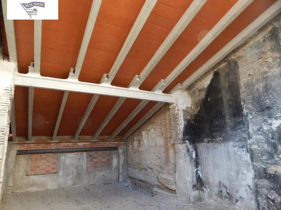 DOS CASAS HISTÓRICAS PARA REFORMAR EN EL CENTRO DE ONTINYENT
