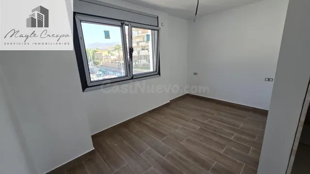 Estrena vivienda a 5 minutos de la playa en Castell de Ferro - foto 3