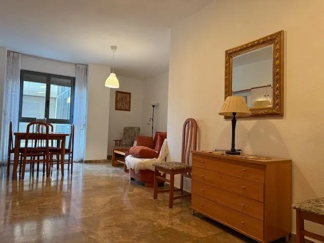 Alquiler de apartamento en el centro , junto a el Corte Ingles, 2 dormitorios, plaza de garaje y trastero — 8