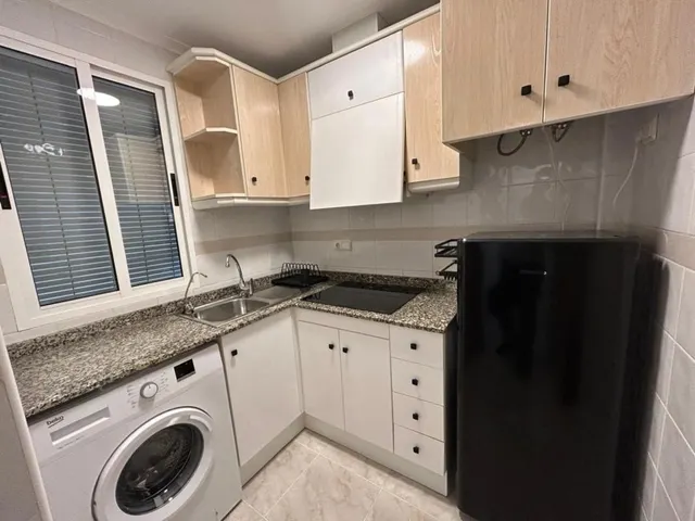 Apartamento 2 habitaciones 75m² en venta - Paseo maritimo — 23