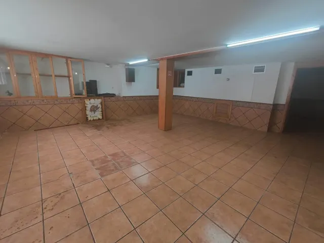 LOCAL COMERCIAL EN VENDA AMB PROJECTE DE CANVI D'ÚS A HABITATGE / CENTRE DE VILANOVA DEL CAMÍ — 31