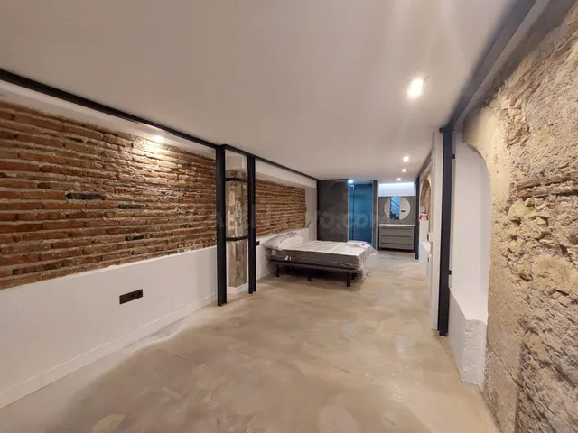 CASA DE DOS PLANTAS Y TERRAZA JUNTO A PUERRTA PURCHENA - foto 5