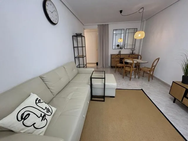 Apartamento 2 habitaciones 75m² en venta - Paseo maritimo — 28