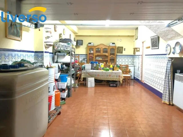 Amplio adosado de 4 dormitorios y con terraza de casi 10 m2. — 40