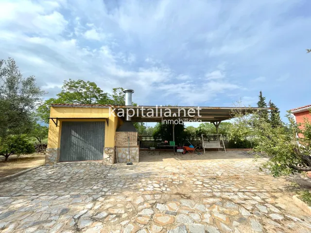 Casa de campo a la venta en Ontinyent. — 14