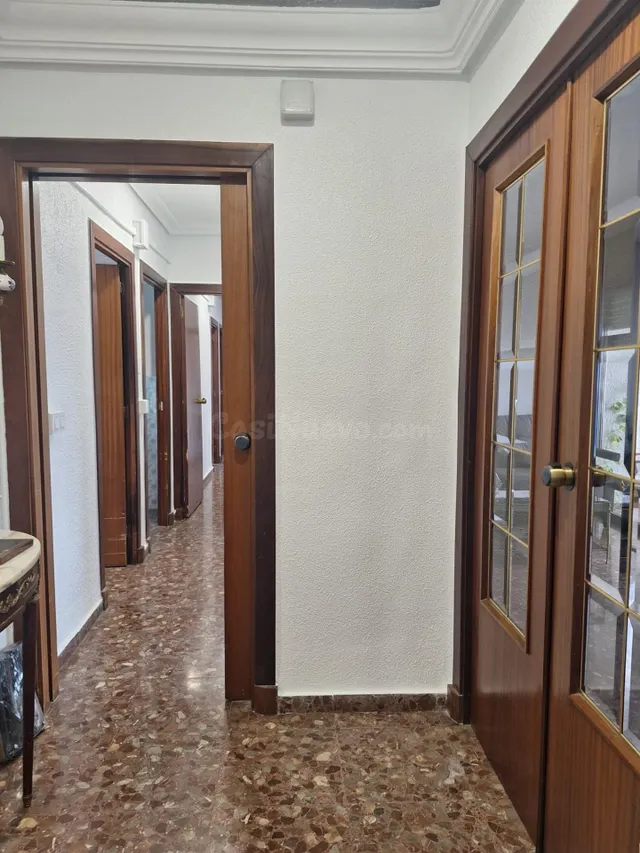 Alquiler de piso en Juan XXIII junto a tranvía - foto 3