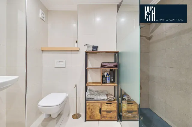 PISO LLUIS PERICOT — 23