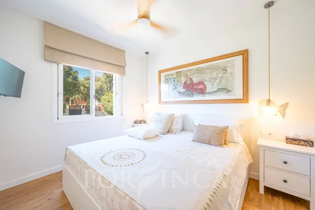 Casa completamente reformada con apartamento independiente, licencia turística, gran jardín y piscina en Calonge — 40