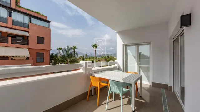 APARTAMENTO EN URB. MARINA GOLF - PLAYA GRANADA - foto 2
