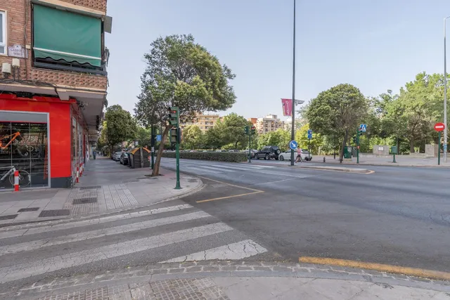 Ideal inversión junto a Ciencias — 30