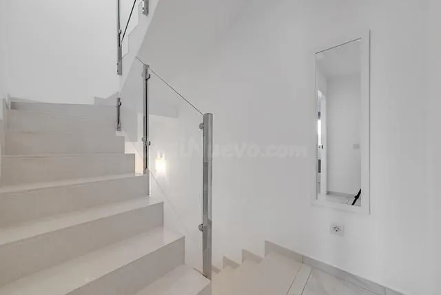 ADOSADO DE 3 DORMITORIOS Y 3 BAÑOS EN ORIHUELA COSTA (LAS FILIPINAS) — 19