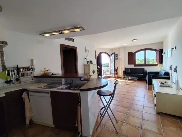 ÁTICO CON VISTAS AL MAR, TERRAZA Y SOLÁRIUM PRIVADO EN PANOR - foto 3