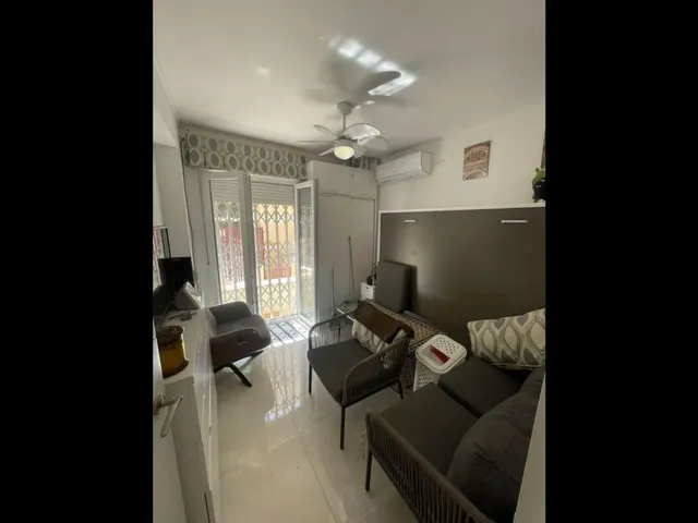 Apartamento 1 habitación 30m² en venta - Urbanizaciones — 18