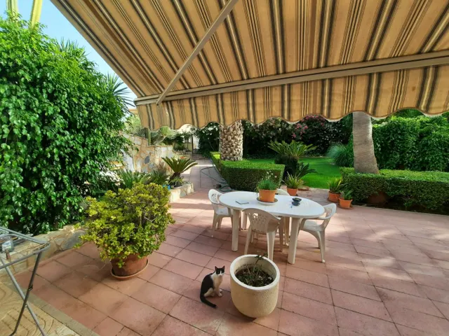 Magnifico chalet cercano al casco urbano — 6