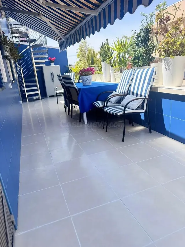 Ático en venta en Zona Playa de los Locos — 3