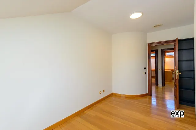 ATICO DUPLEX EN CALLE MARCELINO SUAREZ, OVIEDO — 44