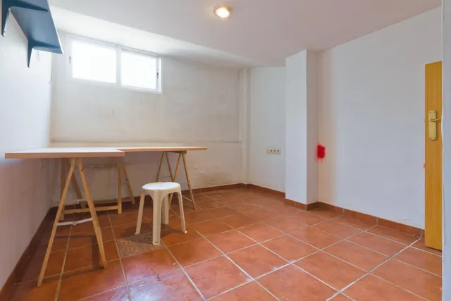 Casa adosada en cullar vega — 28
