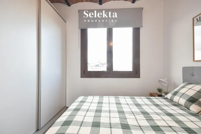 Piso en venta Paralel — 12