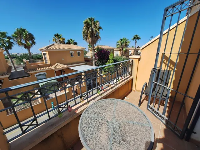 Encantador Dúplex en Aguas Nuevas, Torrevieja por €259.000 — 22