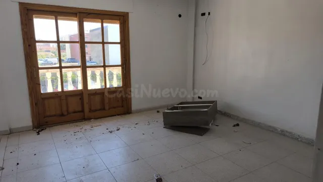 Chalet 4 habitaciones 201m² en venta - Casco Urbano