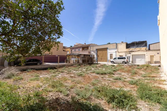 TERRENO URBANO EN RIOJA — 13