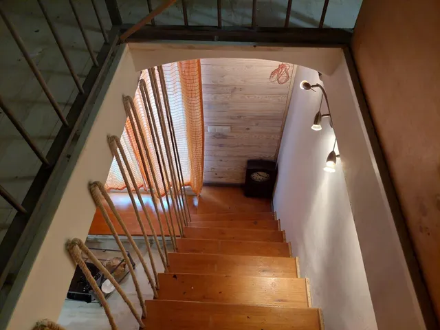 CASA JUNTO MERCAT DE SANT ANTONI — 21
