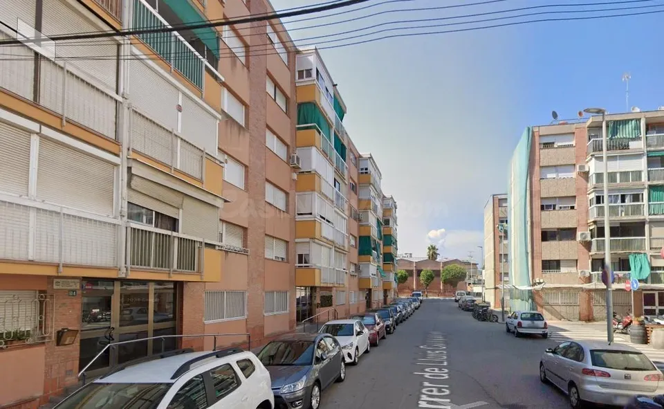 PISO EN SANTA PERPETUA DE MOGODA