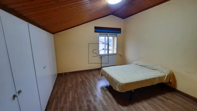 Chalet adosado con finca en Neda — 26