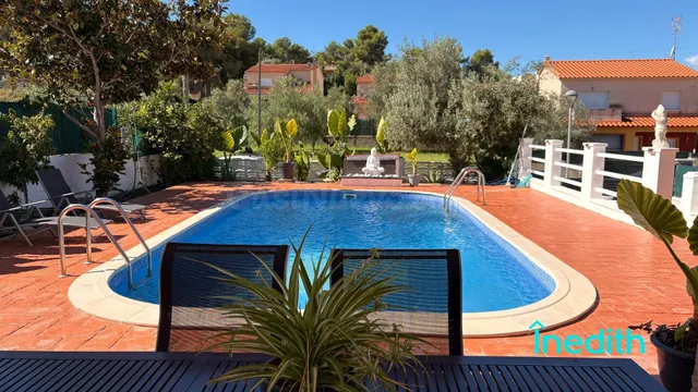 Espectacular chalet independiente con piscina y vistas despe - foto 5