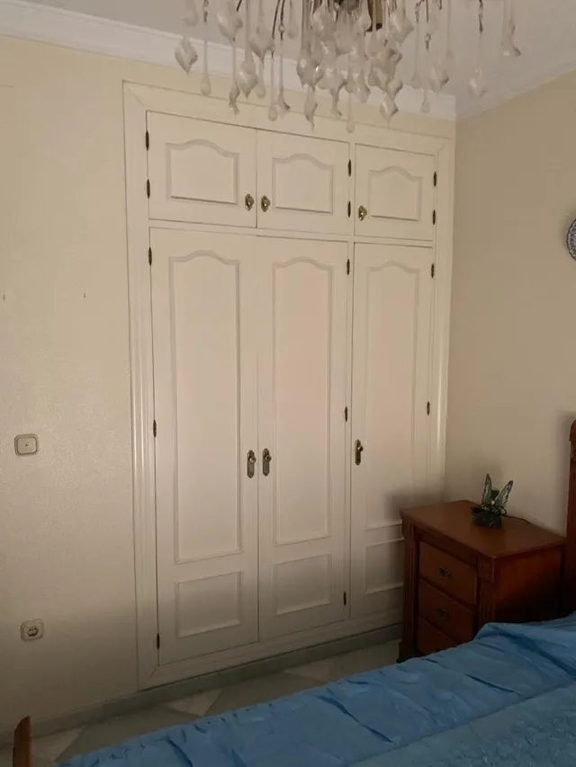 Gran casa con garajes y local comercial — 15