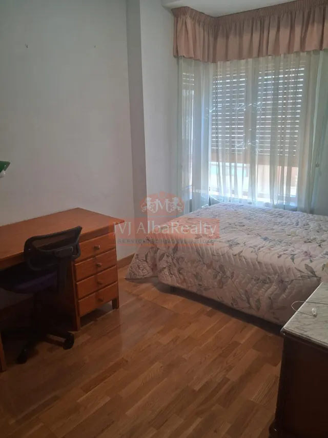 VIVIENDA EN ALQUILER EN ZONA FUENTE DEL PARQUE — 6