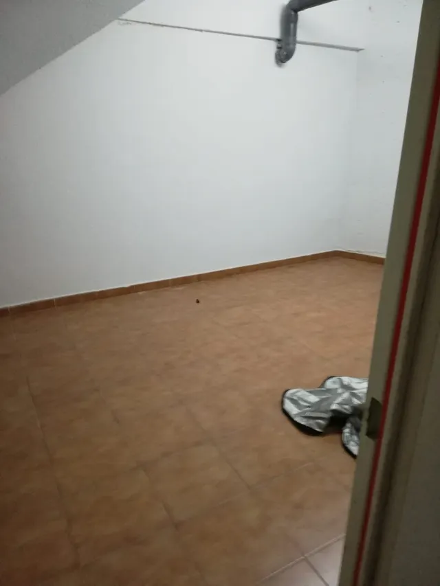 ESTUPENDO LOCAL-GARAJE-ALMACEN — 2