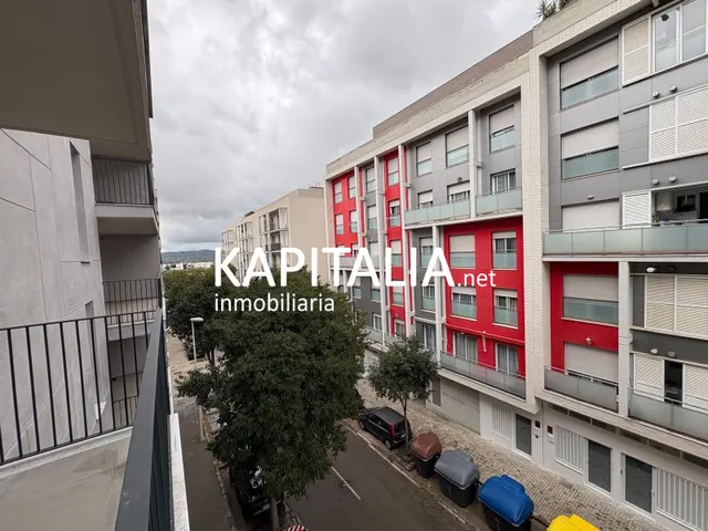 Alquiler de piso de obra nueva a estrenar, libre de gastos de comunidad con garaje y trastero zona corts valencianes — 14