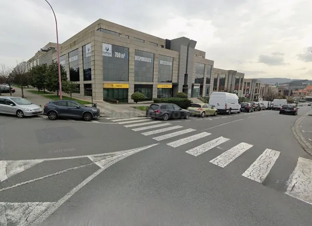 Local Comercial en venta en El Parque Empresarial de A Grela - foto 2