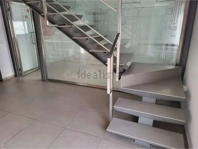Nave industrial de 2.050 m2 en venta en el Polígono Industri - foto 4