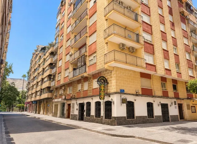 PISO EN ORIHUELA CENTRO, ZONA ANDENES - foto 2