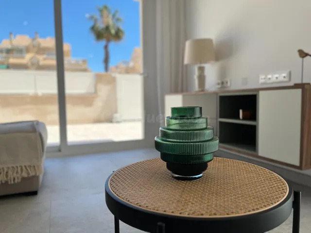 ¡a la venta! espectacular apartamento de obra nueva con jardín privado en Torrevieja** — 4