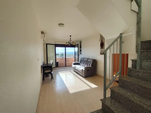 OPORTUNIDAD, SE VENDE ESTUPENDO ATICO EN PUEBLA DE SOTO - foto 5