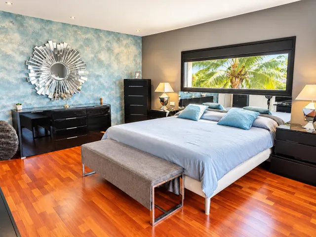 Villa independiente con gran jardín y piscina playa — 13